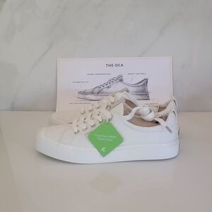 CARIUMA | Oca Low Off-white Canvas lace-up sneakers UNISEX